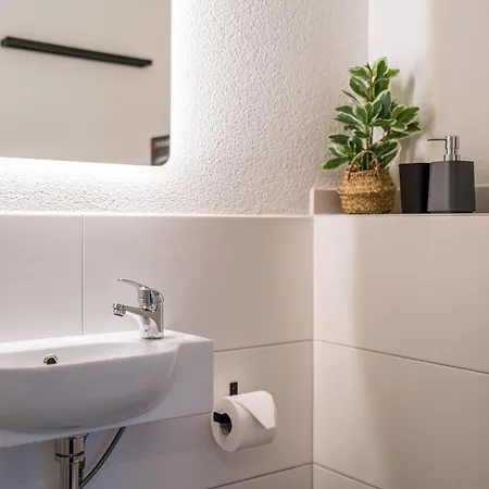 Basis 8 Apartment