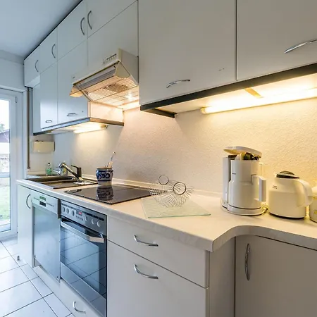 Basis 8 Apartment *