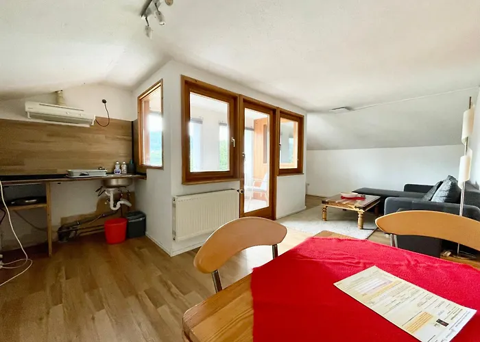 Appartement Basis 8 *